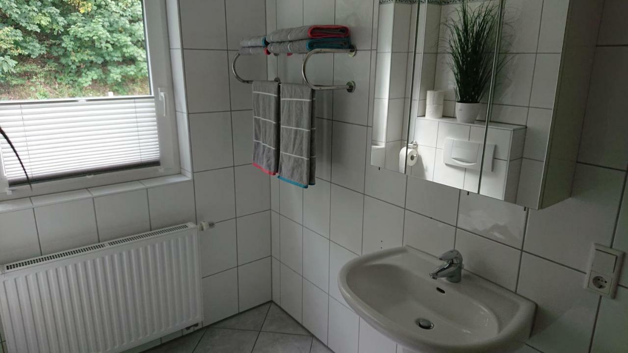 Ferienwohnungen Eismecke Bestwig Buitenkant foto